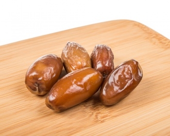 Финики с косточкой (с/к) мускат (Алжир, Тунис) 500гр Финики с косточкой (с/к) мускат (Алжир, Тунис) 500гр