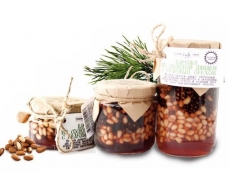 Варенье из сосновой шишки с кедровым орехом Варенье из сосновой шишки с кедровым орехом